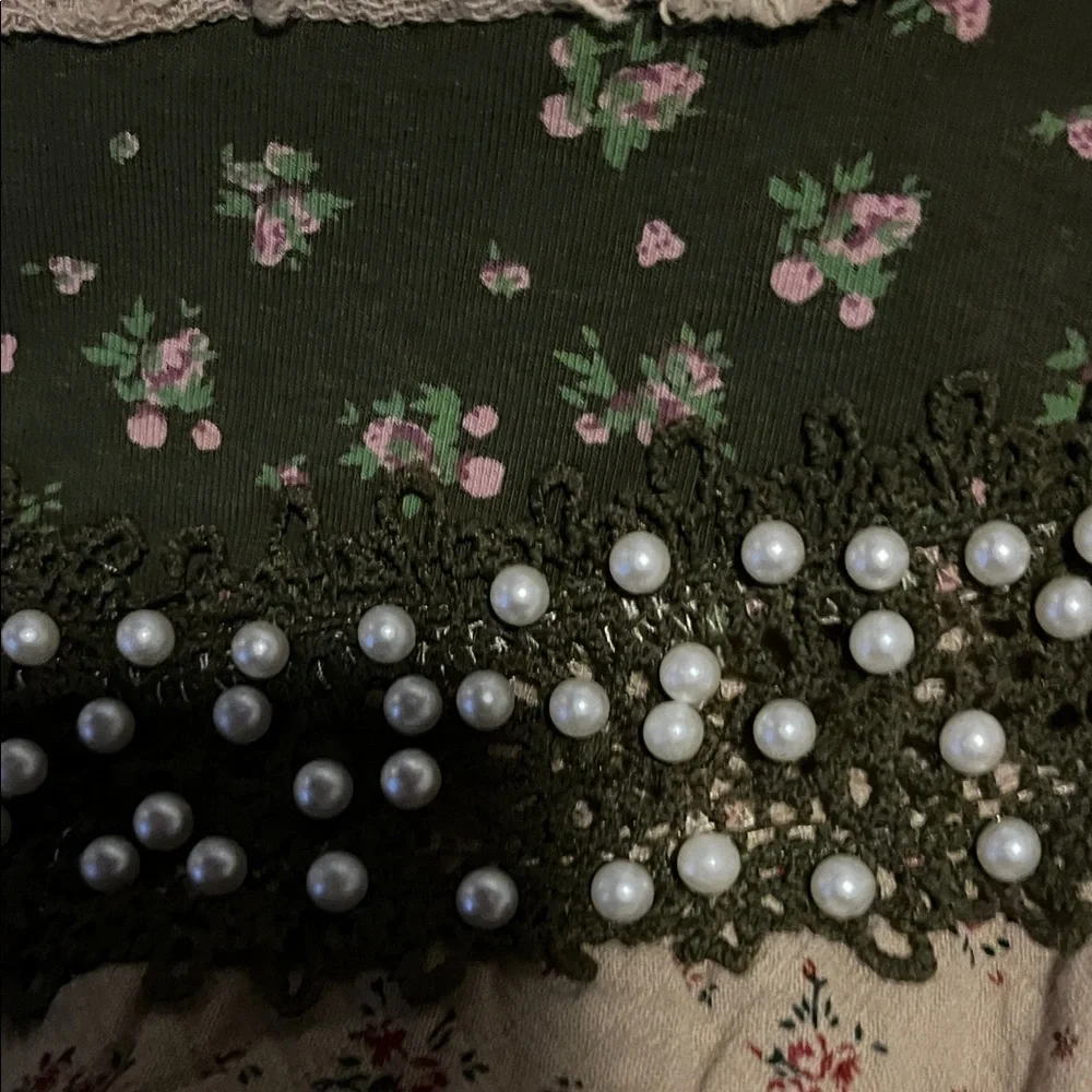 POL L Floral Patchwork Blouse - Brown and Tan Pearl Accents - Picture 12 of 13